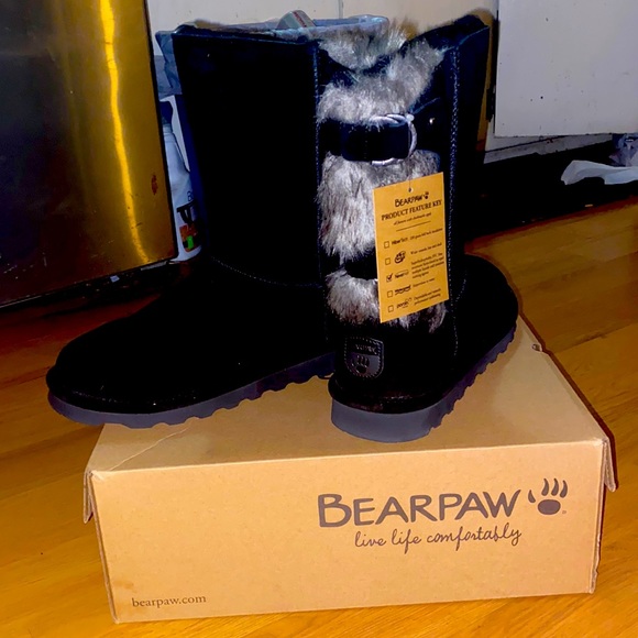 BRAND NEW BEARPAW🐾 FUR BOOTS! - Picture 1 of 5